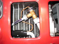 Click image for larger version. 

Name:	Cleaning03.JPG 
Views:	3138 
Size:	176.0 KB 
ID:	6253