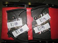 Click image for larger version. 

Name:	MidFrontRearCoverSeals.JPG 
Views:	3545 
Size:	163.9 KB 
ID:	7361